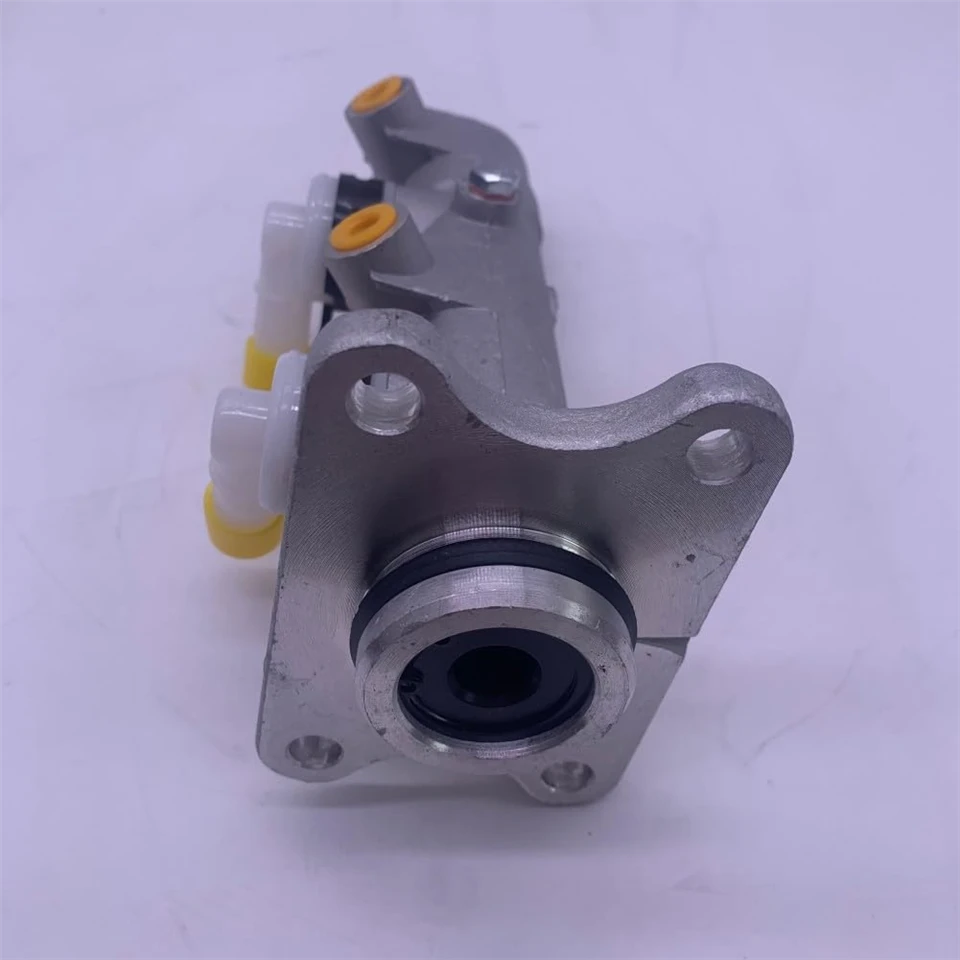 Brake Master Cylinder TOYOTA HIACE III Wagon (H50) 1989-1995 TOYOTAHIACE III Box (H50) 1989-1995 TOYOTAHIACE IV Wagon (H100) 1995-2006 TOYOTAHIACE IV Box (H100) 1995-2006 4720126530 best Brake Master Cylinder TOYOTA HIACE III Wagon (H50) 1989-1995 TOYOTAHIACE III Box (H50) 1989-1995 TOYOTAHIACE IV Wagon (H100) 1995-2006 TOYOTAHIACE IV Box (H100) 1995-2006 4720126530 best